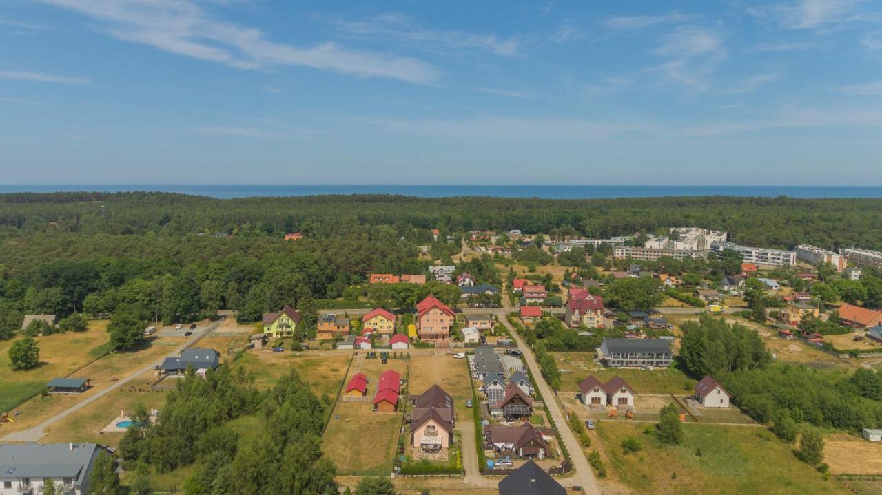 Bursztynek Pokoje Goscinne Jantar Exterior foto